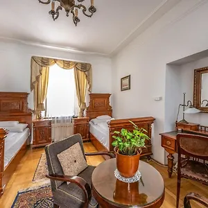 Academy Budapest